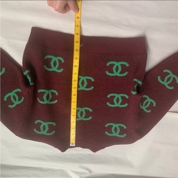 Authentic Chanel Sweater Rare - Picture 13 of 15